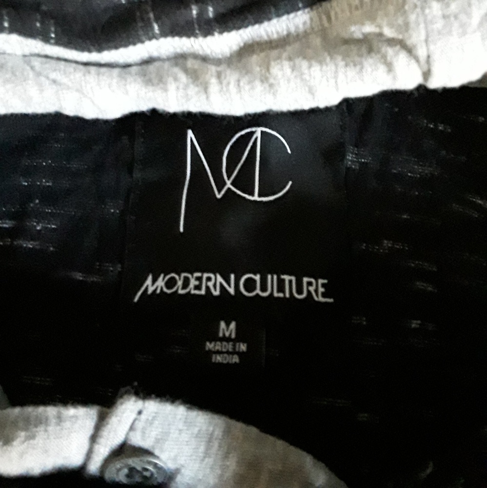 Two shirts - Picture 5 of 5